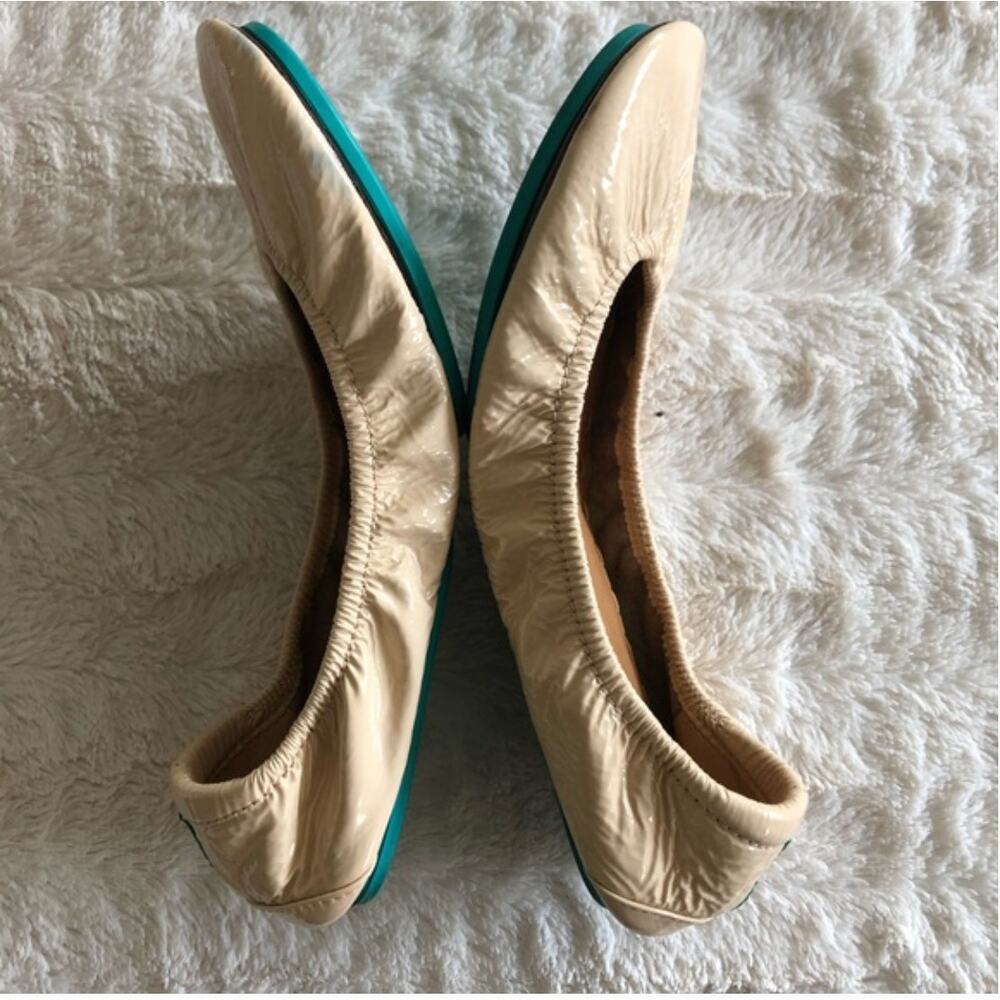 Tieks Biscotti Patent Size 7 Great Condition - Picture 5 of 6